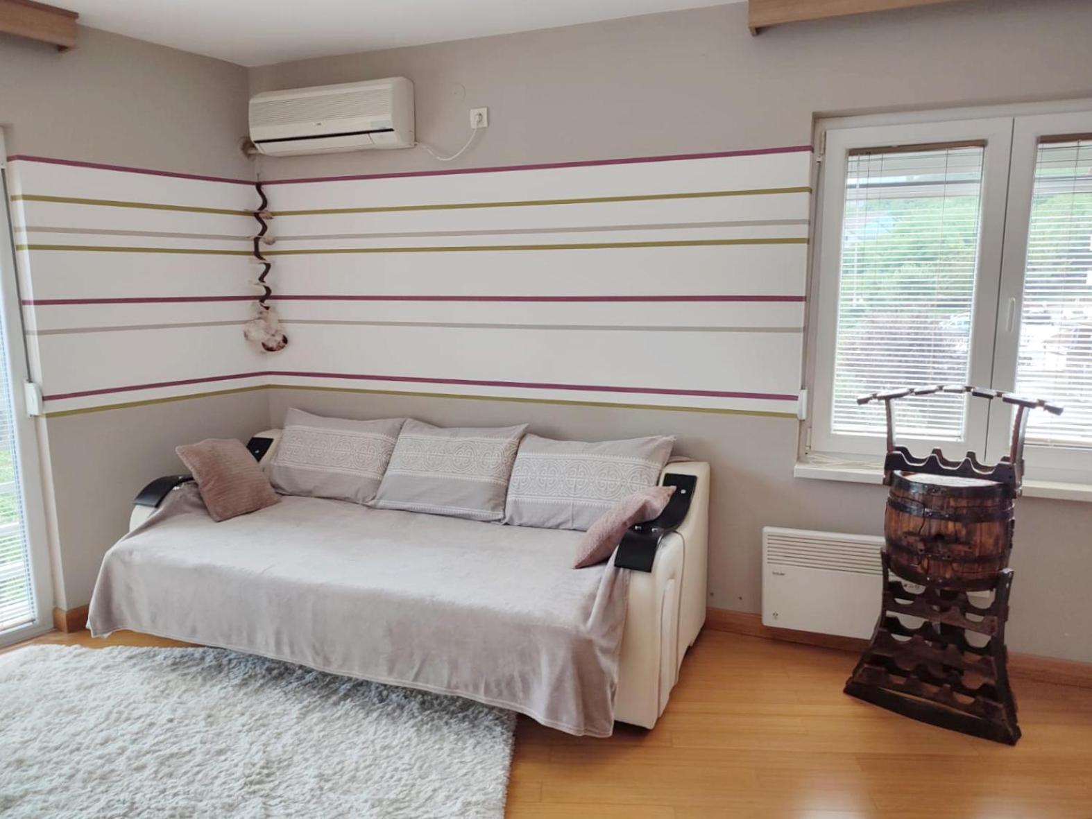 Apartman Lux Sneznik Vrnjačka Banja Eksteriør billede