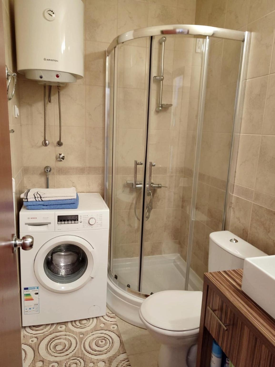 Apartman Lux Sneznik Vrnjačka Banja Eksteriør billede
